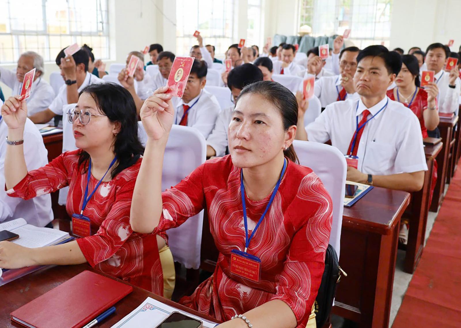 Xã đảo Sơn Hải phấn đấu đạt chuẩn nông thôn mới kiểu mẫu