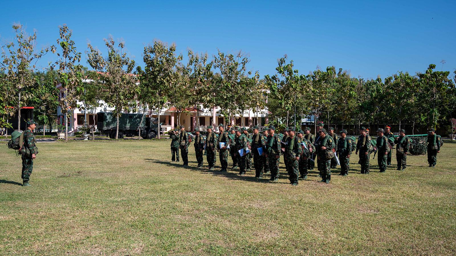 Trung đoàn 892 diễn tập