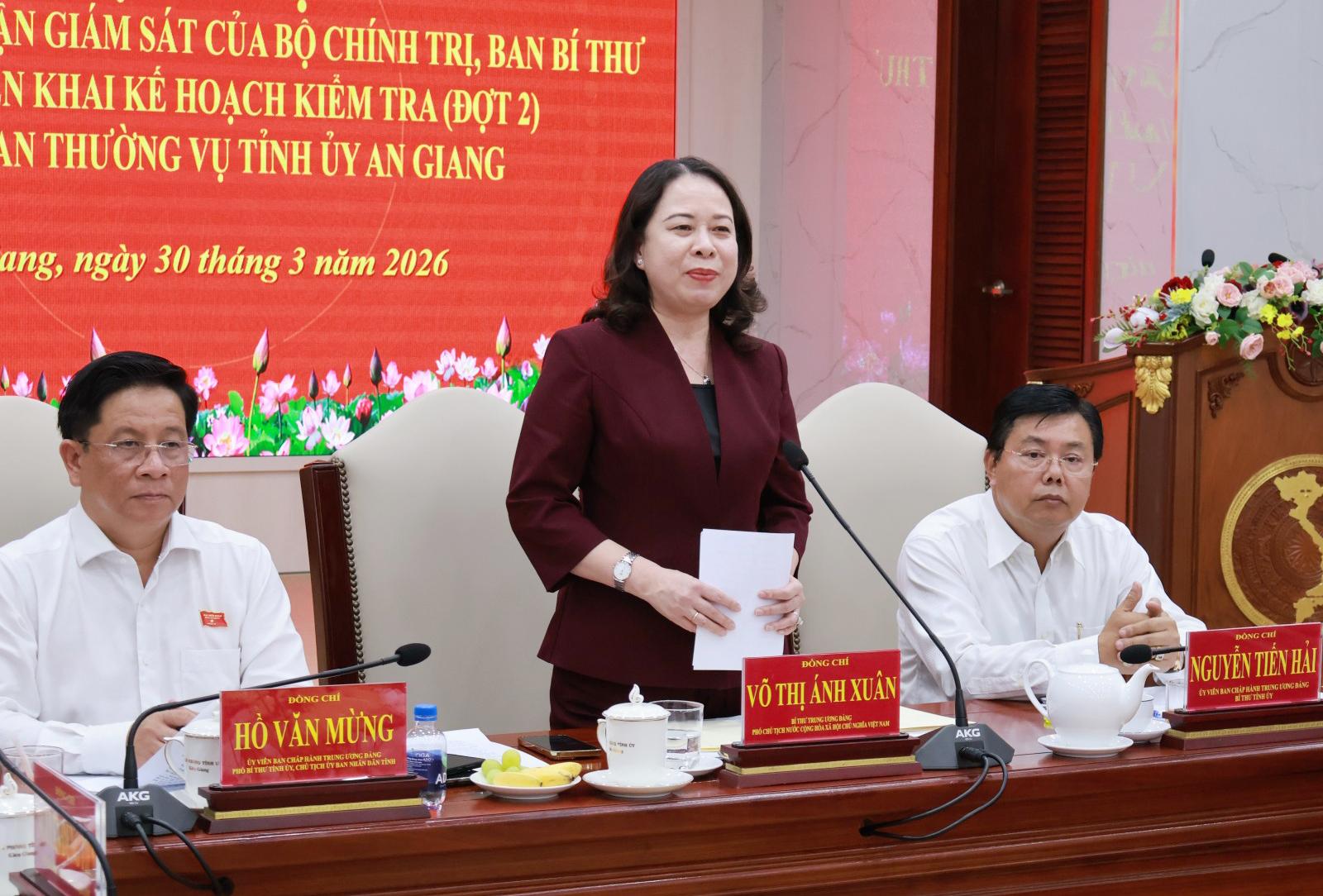 Công bố kết luận giám sát của Bộ Chính trị đối với Tỉnh ủy An Giang