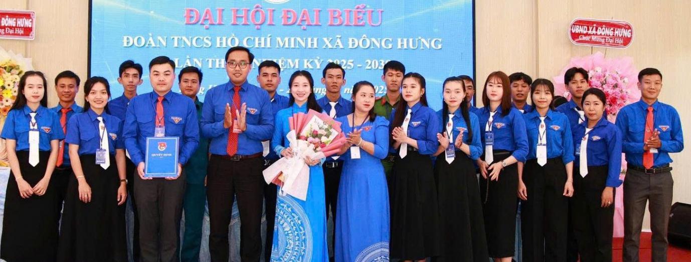 Đại hội đại biểu Đoàn Thanh niên Cộng sản Hồ Chí Minh hai xã Tân Thạnh và Đông Hưng