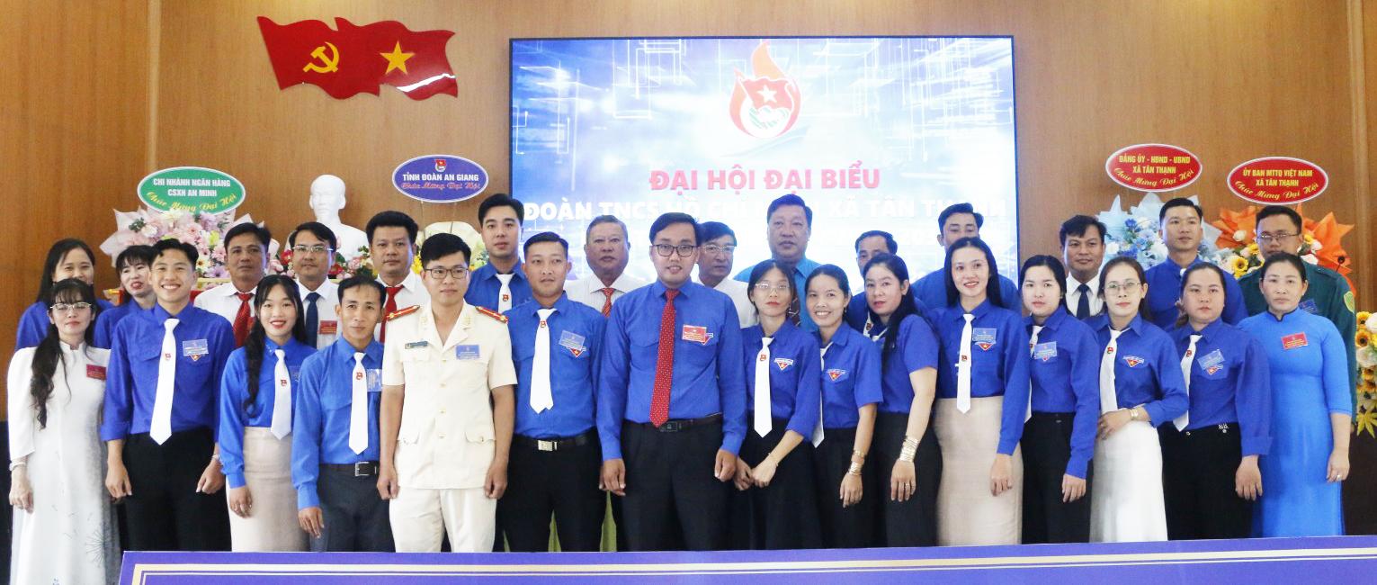 Đại hội đại biểu Đoàn Thanh niên Cộng sản Hồ Chí Minh hai xã Tân Thạnh và Đông Hưng