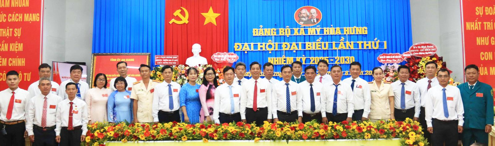 Đại hội Đảng bộ xã Mỹ Hòa Hưng lần thứ I, nhiệm kỳ 2025 - 2030 Ban Chấp hành Đảng bộ xã Mỹ Hòa Hưng nhiệm kỳ 2025-2030
