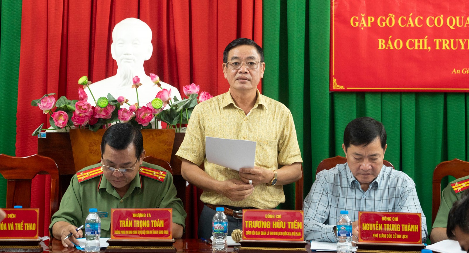 Họp báo về bố trí các điểm bán và soát vé tham quan tại Khu Du lịch quốc gia Núi Sam