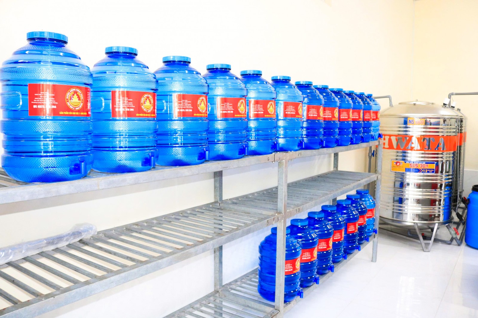 Khánh thành dây chuyền sản xuất nước uống cho bộ đội