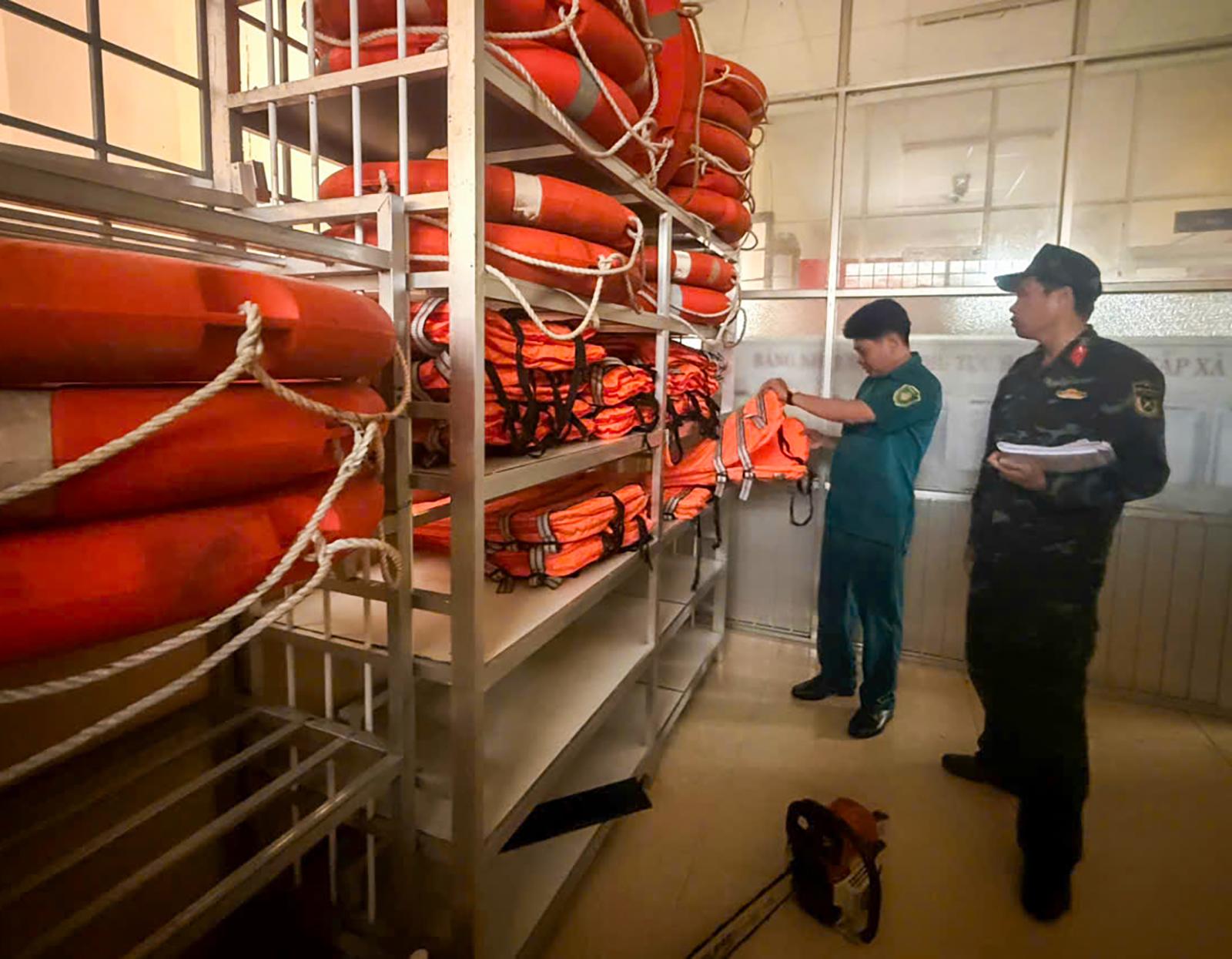 Bộ Chỉ huy Quân sự tỉnh An Giang kiểm tra công tác ứng phó bão số 13