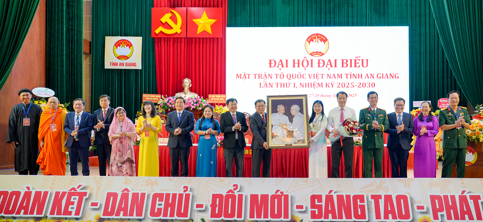 Đồng chí Trần Thị Thanh Hương tái đắc cử Chủ tịch Ủy ban MTTQ Việt Nam tỉnh An Giang nhiệm kỳ 2025 - 2030