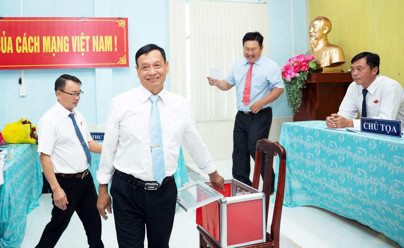 Xã Hòn Nghệ có tân Chủ tịch UBND xã