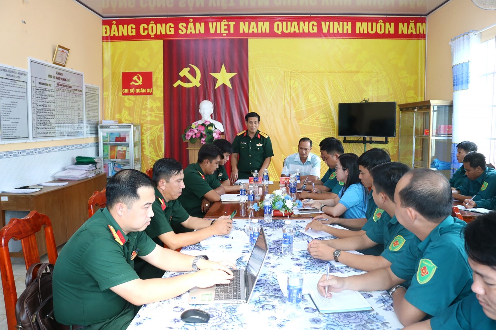 Kiểm tra phong trào Thi đua quyết thắng tại xã Cần Đăng