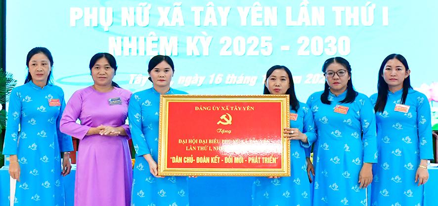 Đại hội đại biểu Hội Liên hiệp Phụ nữ xã Tây Yên lần thứ I