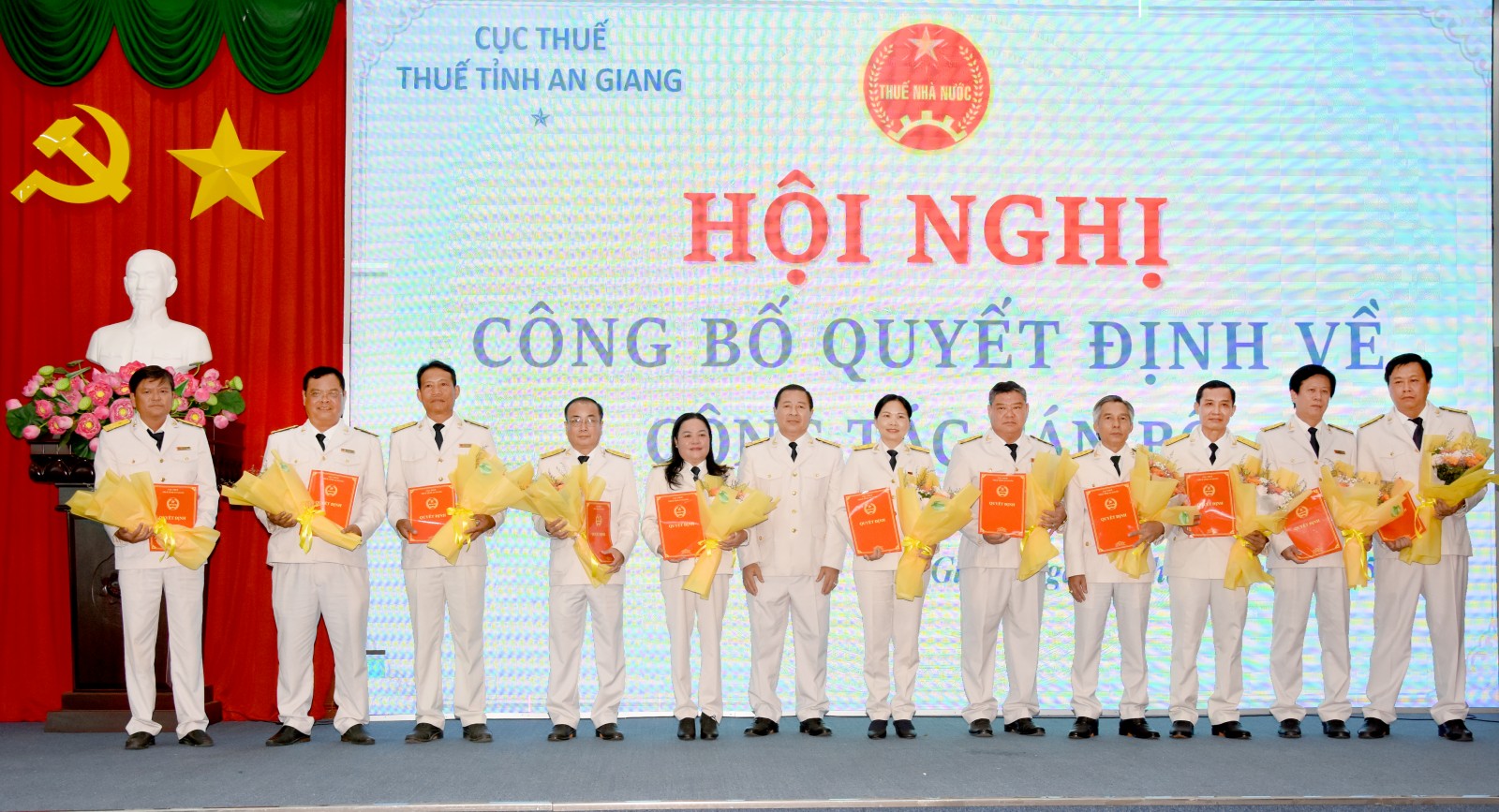 Thuế tỉnh An Giang công bố quyết định về công tác cán bộ