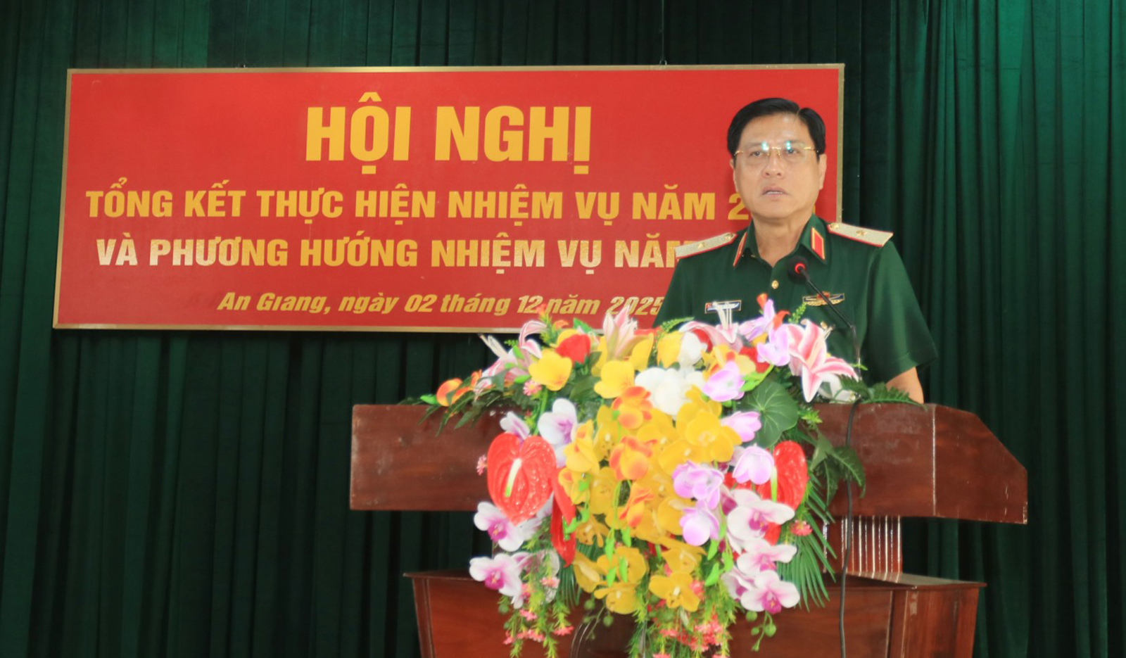 Thiếu tướng Huỳnh Văn Ngon, Phó Chính ủy Quân khu 9 phát biểu chỉ đạo