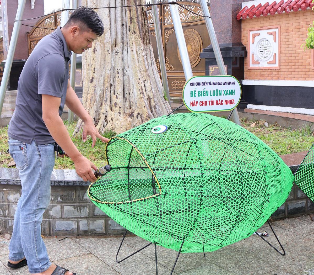 Triển khai mô hình “Cá xanh gom rác nhựa” hưởng ứng tuần lễ Biển và Hải đảo Việt Nam năm 2026