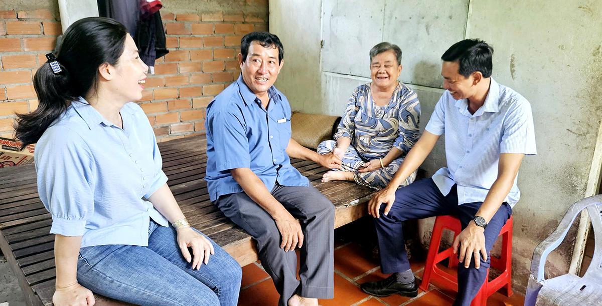 Các địa phương tổ chức viếng Nghĩa trang Liệt sĩ và tri ân người có công