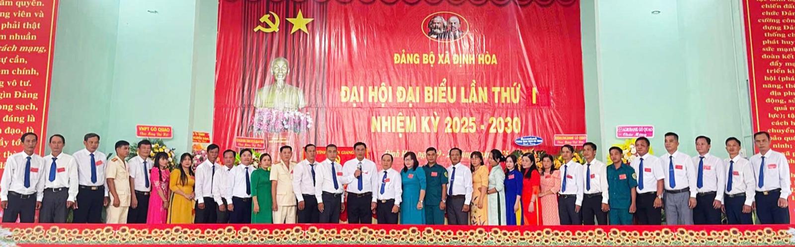 Đồng chí Trương Minh Khiêm giữ chức Bí thư Đảng ủy xã Định Hòa