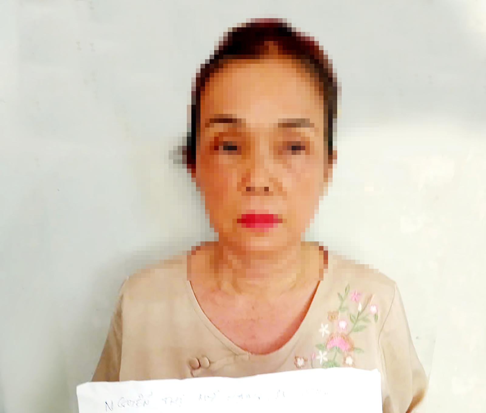 Bắt quả tang đối tượng bán số đề