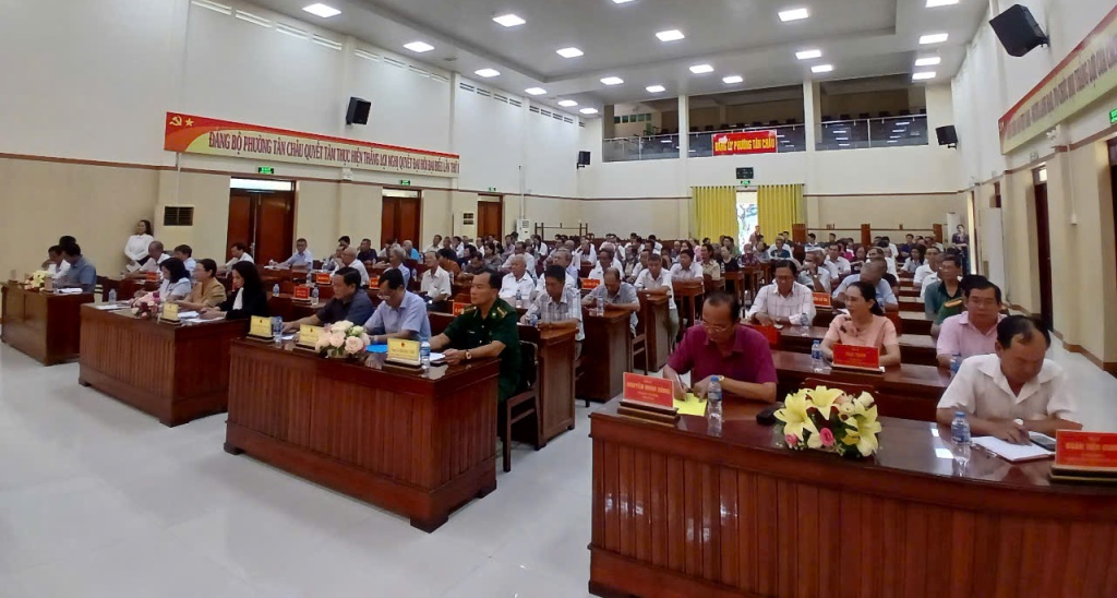 Cử tri tỉnh An Giang gửi gắm nhiều ý kiến sau sáp nhập đơn vị hành chính