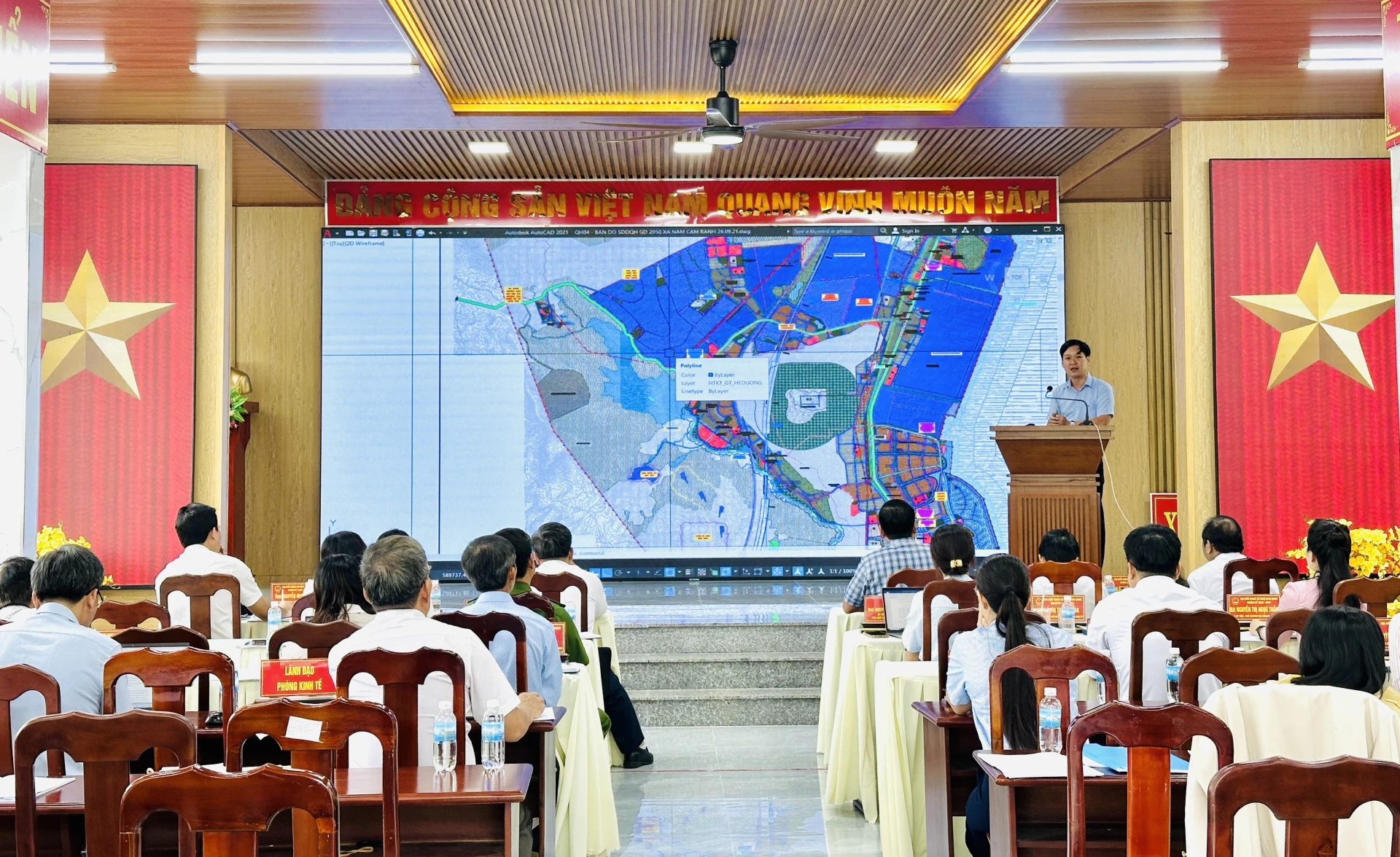 Quang cảnh kỳ họp.
