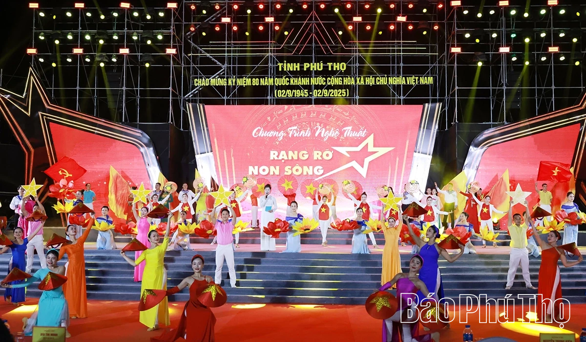 Chương trình nghệ thuật “Rạng rỡ non sông”