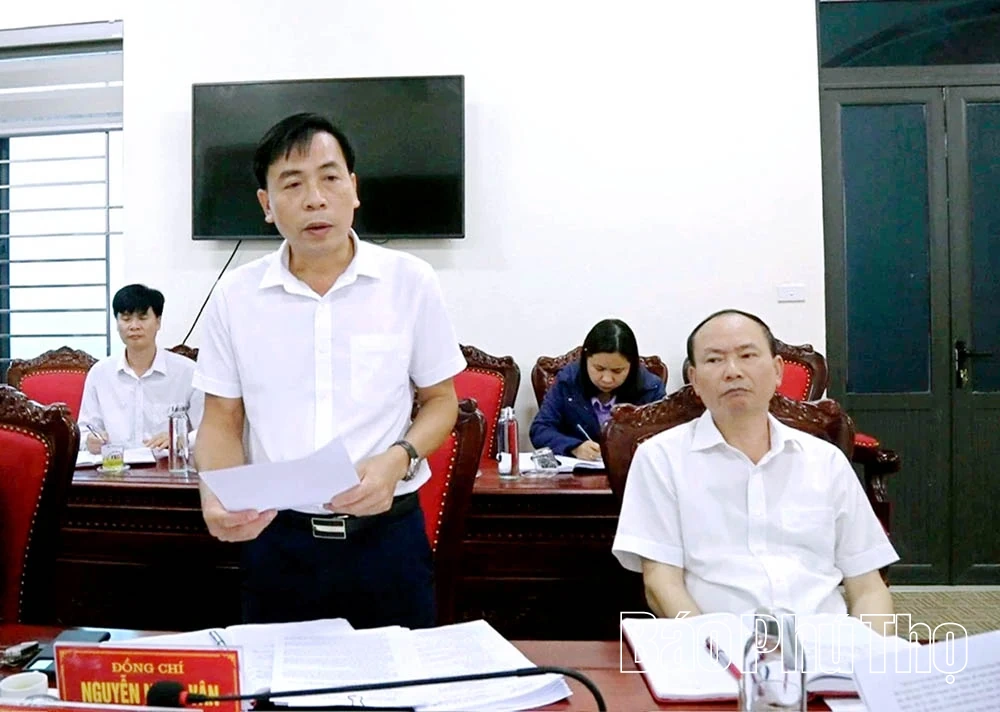 Phó Chủ tịch UBND tỉnh Quách Tất Liêm làm việc với UBND xã An Nghĩa về việc bán tài sản công