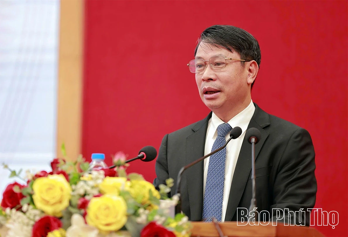 Tập trung xây dựng và phát triển văn hóa, đáp ứng yêu cầu phát triển bền vững của địa phương