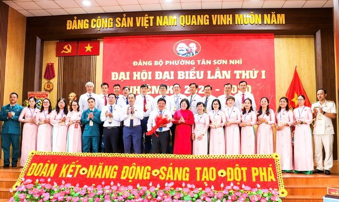 Ra mắt Ban Chấp hành Đảng bộ phường Tân Sơn Nhì
