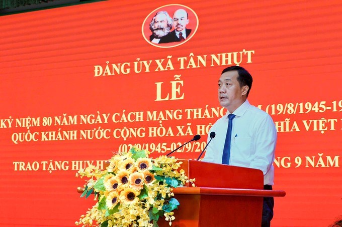 Đồng chí Hà Phước Thắng phát biểu ôn lại truyền thống. (Ảnh: SGGP)