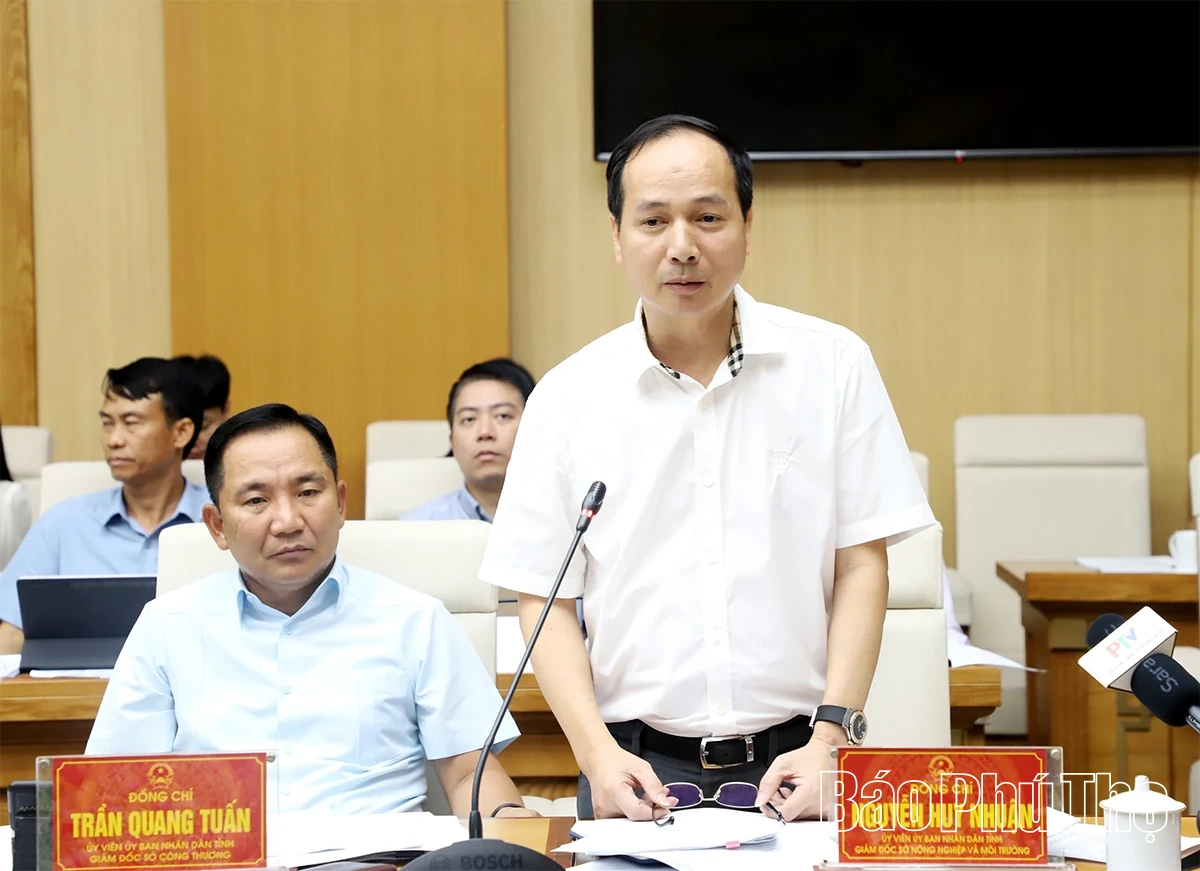 Chủ tịch UBND tỉnh Trần Duy Đông chủ trì phiên họp chuyên đề về xây dựng văn bản quy phạm pháp luật