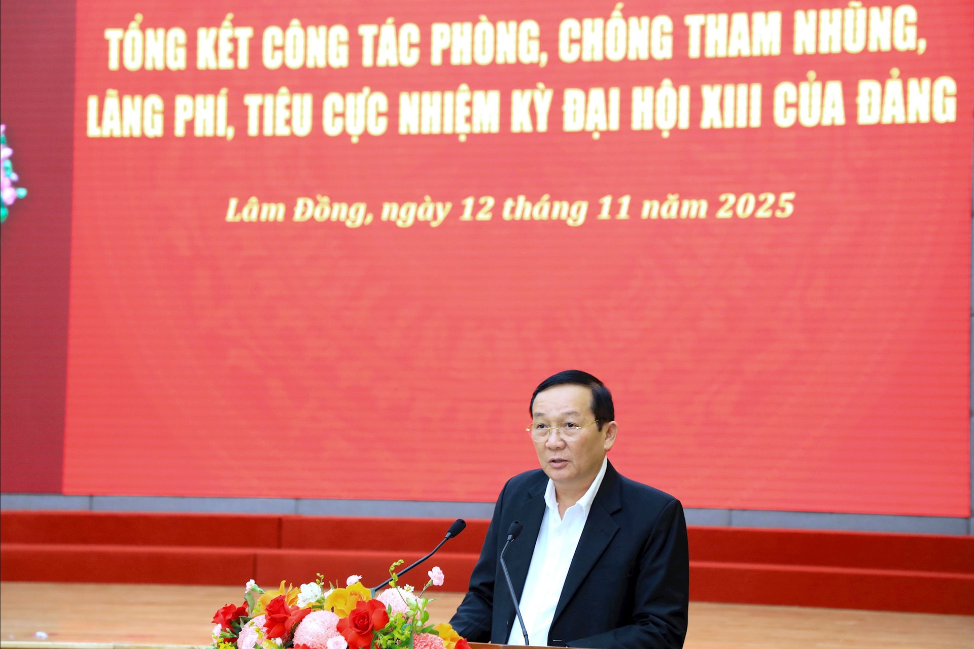 4 Lãnh đạo Ban Nội chính Tỉnh ủy Lâm Đồng báo cáo tổng kết công tác phòng, chống tham nhũng, lãng phí, tiêu cực nhiệm kỳ Đại hội XIII của Đảng