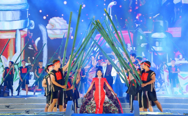 Đắk Lắk chú trọng phát huy bản sắc văn hóa các dân tộc thiểu số gắn với xây dựng đời sống văn hóa cơ sở - Ảnh 1.