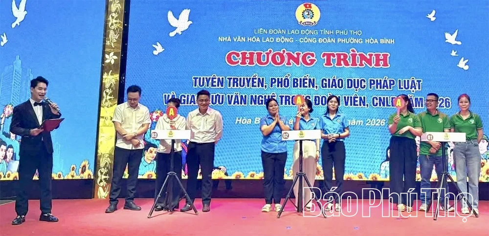 Đổi mới công tác tuyên truyền, giáo dục chính trị, tư tưởng cho công nhân