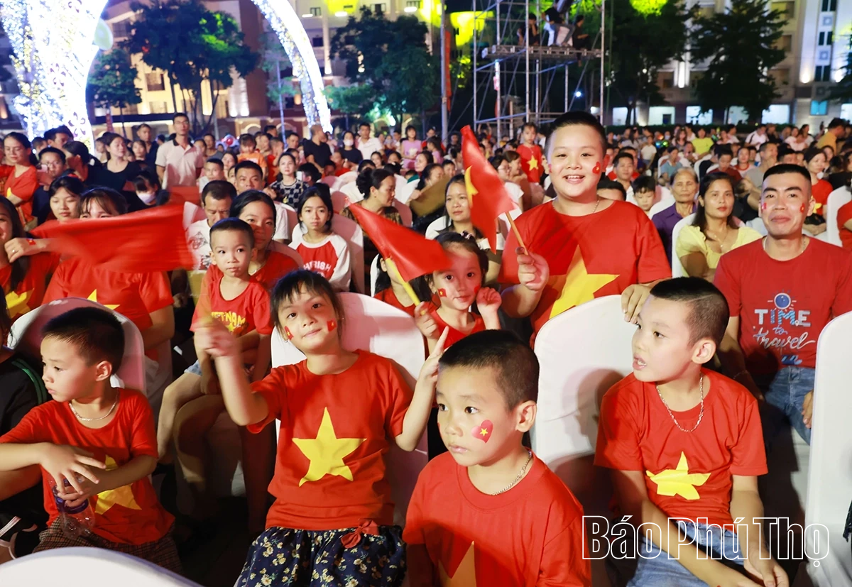 Chương trình nghệ thuật “Rạng rỡ non sông”