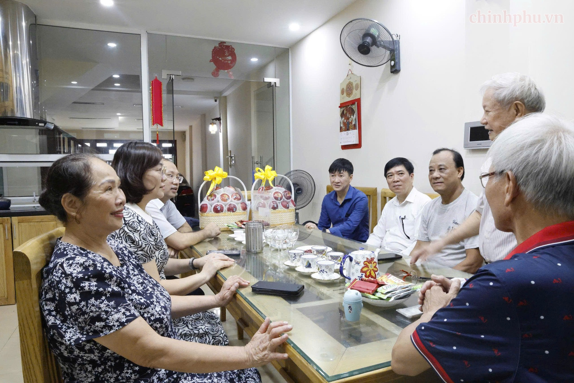 VPCP thăm hỏi, tri ân các gia đình thương binh, liệt sĩ- Ảnh 2.