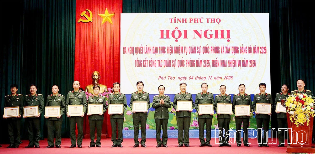 Ra Nghị quyết thực hiện nhiệm vụ quân sự, quốc phòng và xây dựng Đảng bộ năm 2026