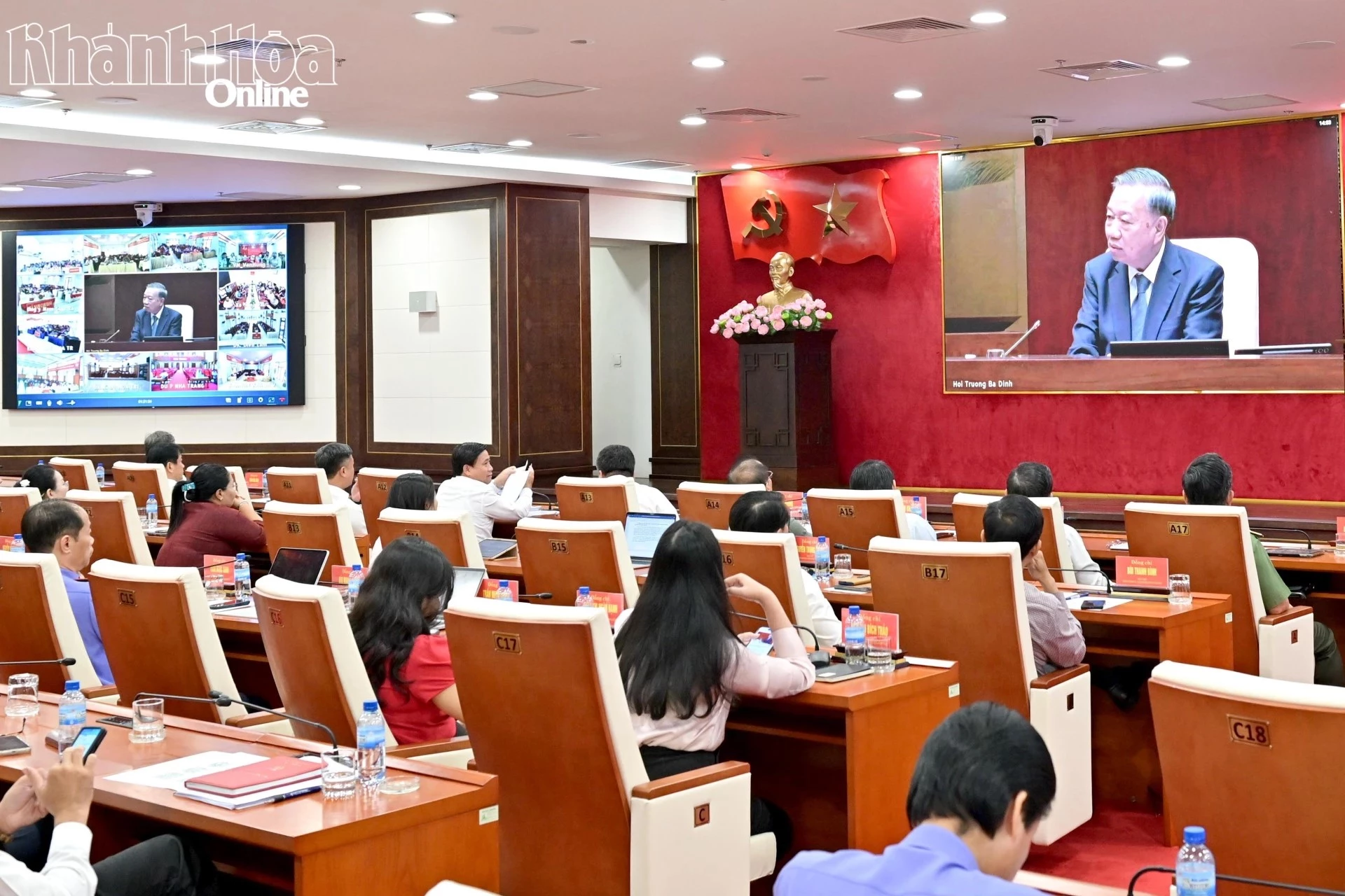 Quang cảnh hội nghị tại điểm cầu Tỉnh ủy Khánh Hòa.