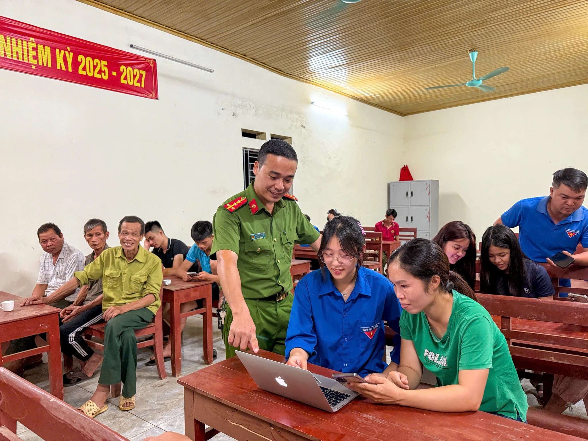 Nền tảng cho chuyển đổi số toàn diện