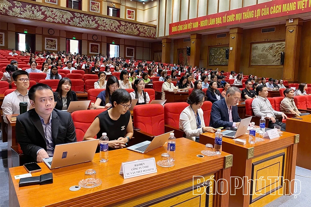 Tuyên truyền, phổ biến chính sách pháp luật mới cho doanh nghiệp khu công nghiệp