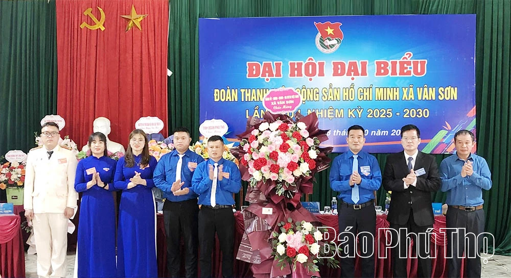 Tuổi trẻ xã Vân Sơn tiên phong trên hành trình chuyển đổi số