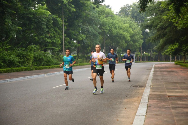 Sôi nổi giải chạy chào mừng 80 năm Ngày truyền thống Văn phòng Chính phủ- Ảnh 7.