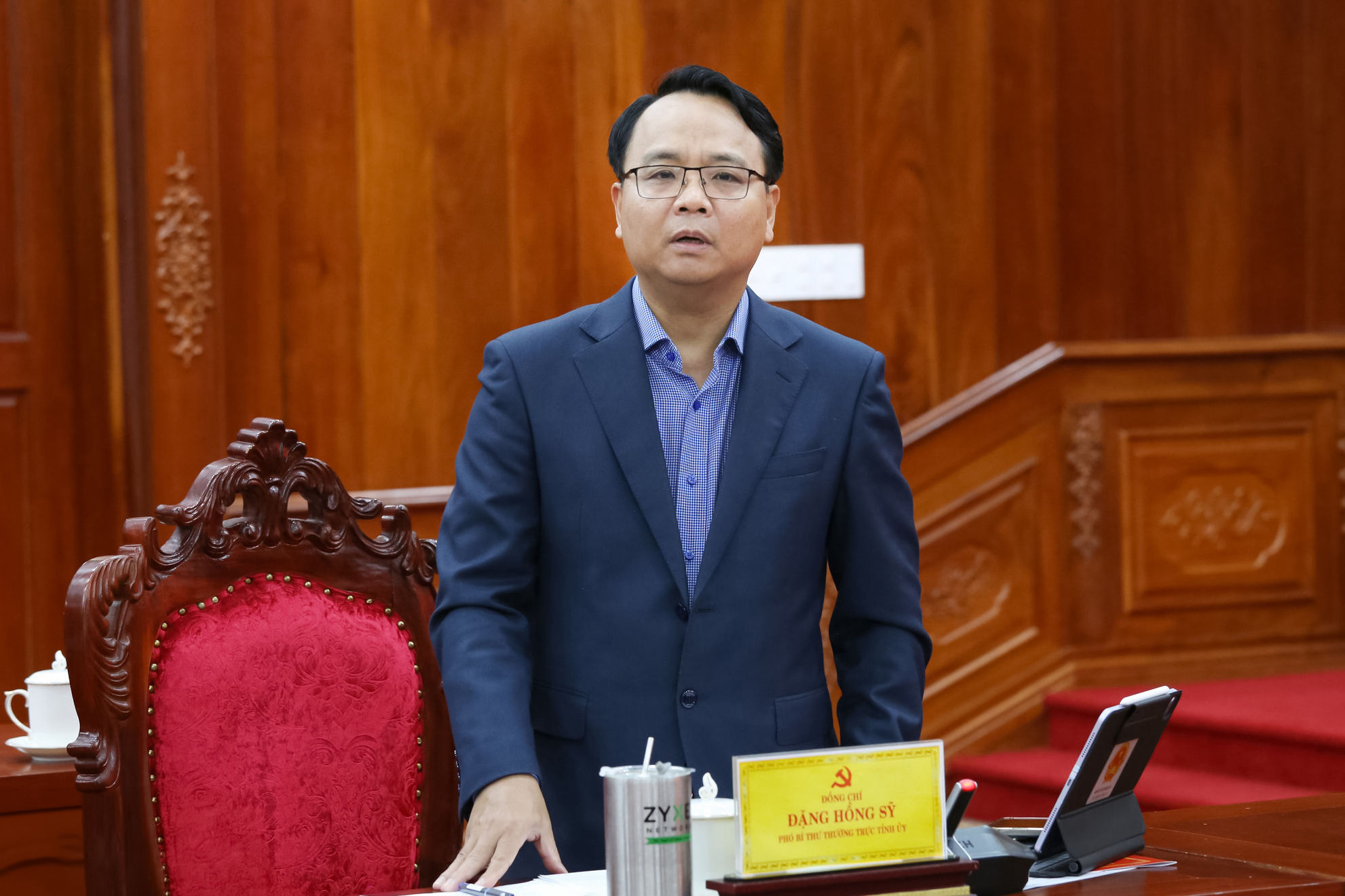 dong-chi-dang-hong-sy-pho-bi-thu-thuong-truc-tinh-uy-phat-bieu-chi-dao-tai-hoi-nghi(1).jpg