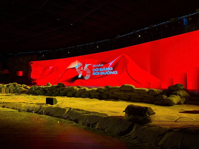 Lần đầu tiên lịch sử Đảng được đưa vào không gian số