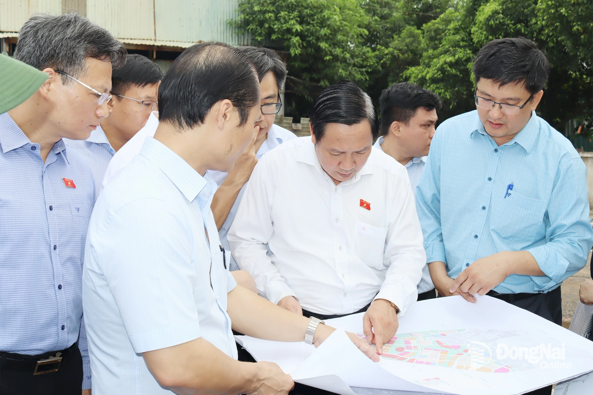 Đoàn Đại biểu Quốc hội tỉnh Đồng Nai giám sát công tác thu hồi đất tại Khu công nghiệp Biên Hòa 1, phường Trấn Biên, tỉnh Đồng Nai. Ảnh: Hoàng Lộc