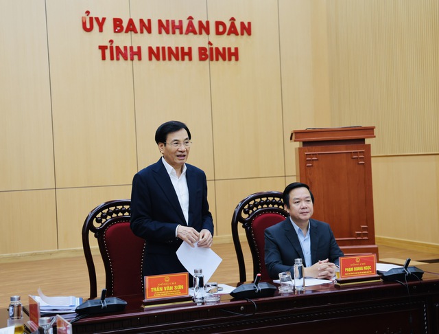 Tháo gỡ khó khăn, thúc đẩy tăng trưởng và hoàn thiện  chính quyền hai cấp tại Ninh Bình- Ảnh 6.