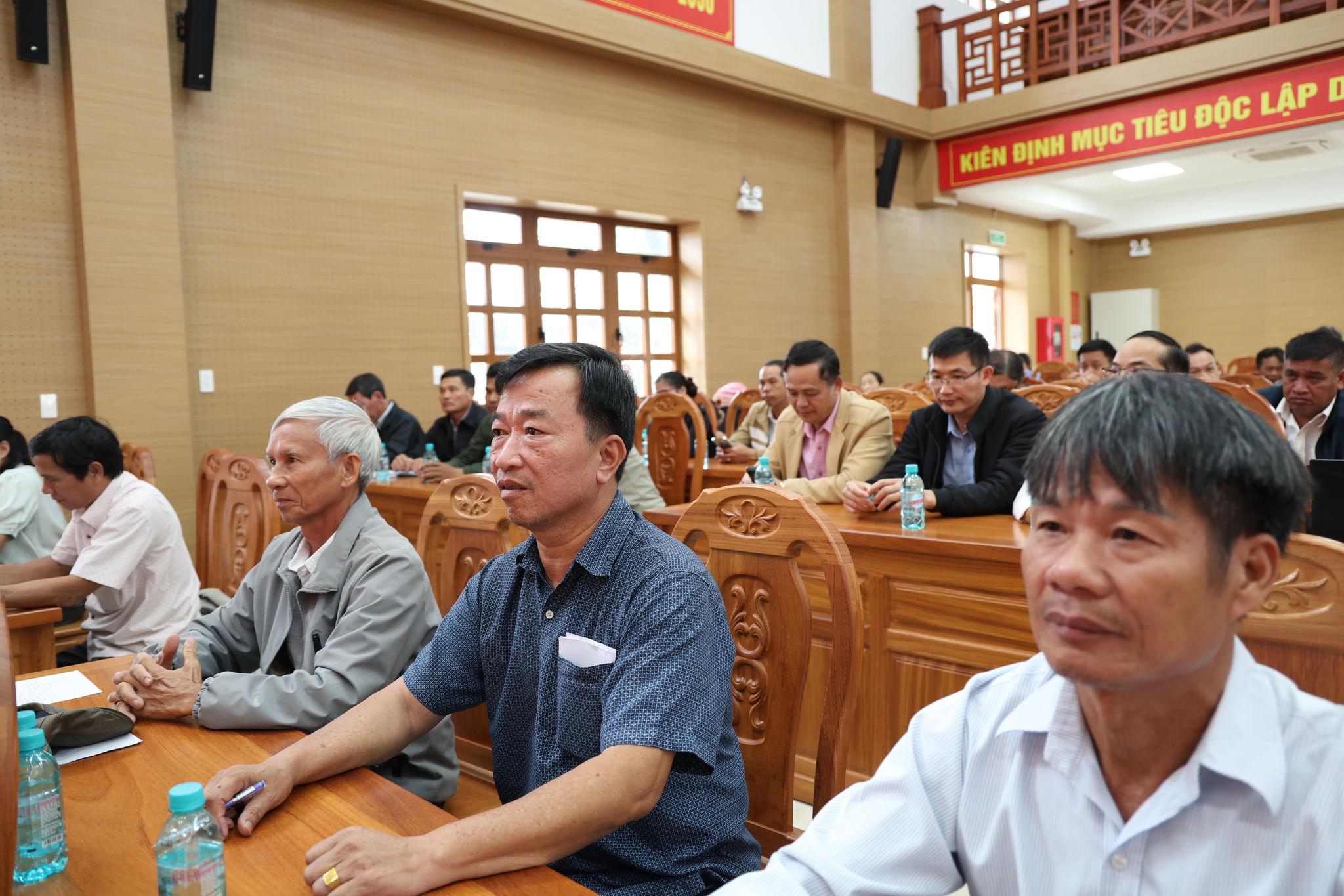 Cử tri xã Bảo Lâm 1 dành sự quan tâm đăc biệt đến các hoạt động của Quốc hội