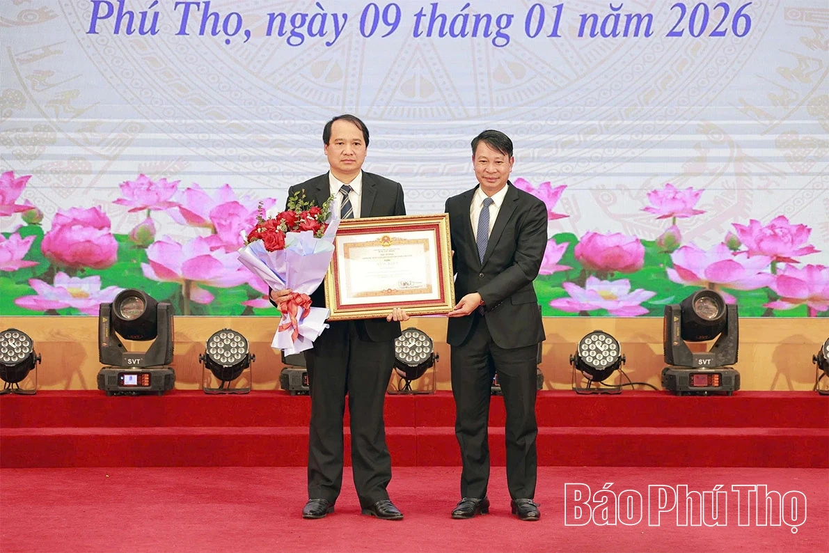 Tập trung xây dựng và phát triển văn hóa, đáp ứng yêu cầu phát triển bền vững của địa phương