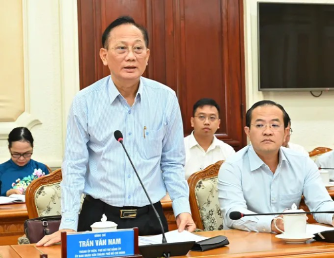 Đồng chí Trần Văn Nam phát biểu. (Ảnh: SGGP)