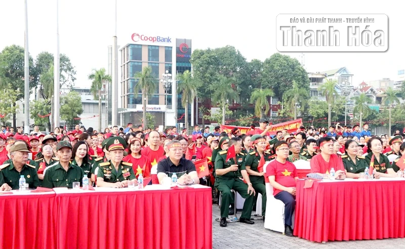 Phường Hạc Thành: Lan tỏa khí thế hào hùng kỷ niệm 80 năm Cách mạng Tháng Tám và Quốc khánh 2/9