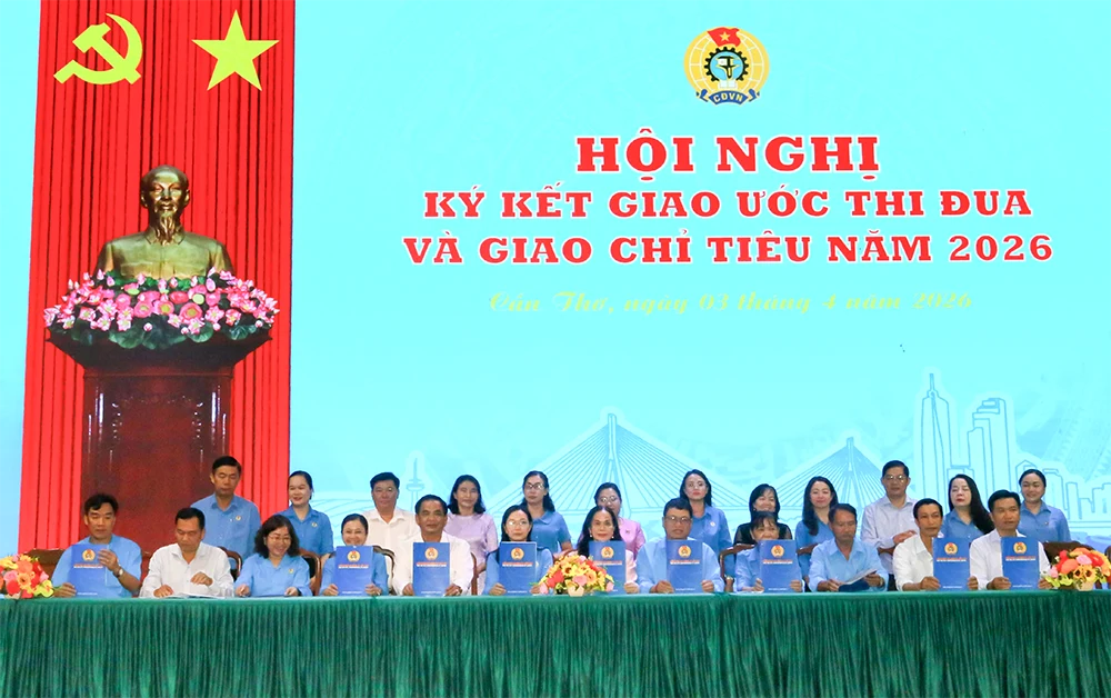Các cấp công đoàn ký kết giao ước thi đua