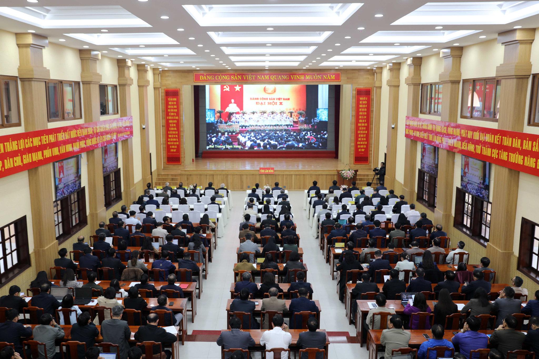 Quang cảnh Hội nghị tại điểm cầu Hội trường Tỉnh ủy Lâm Đồng