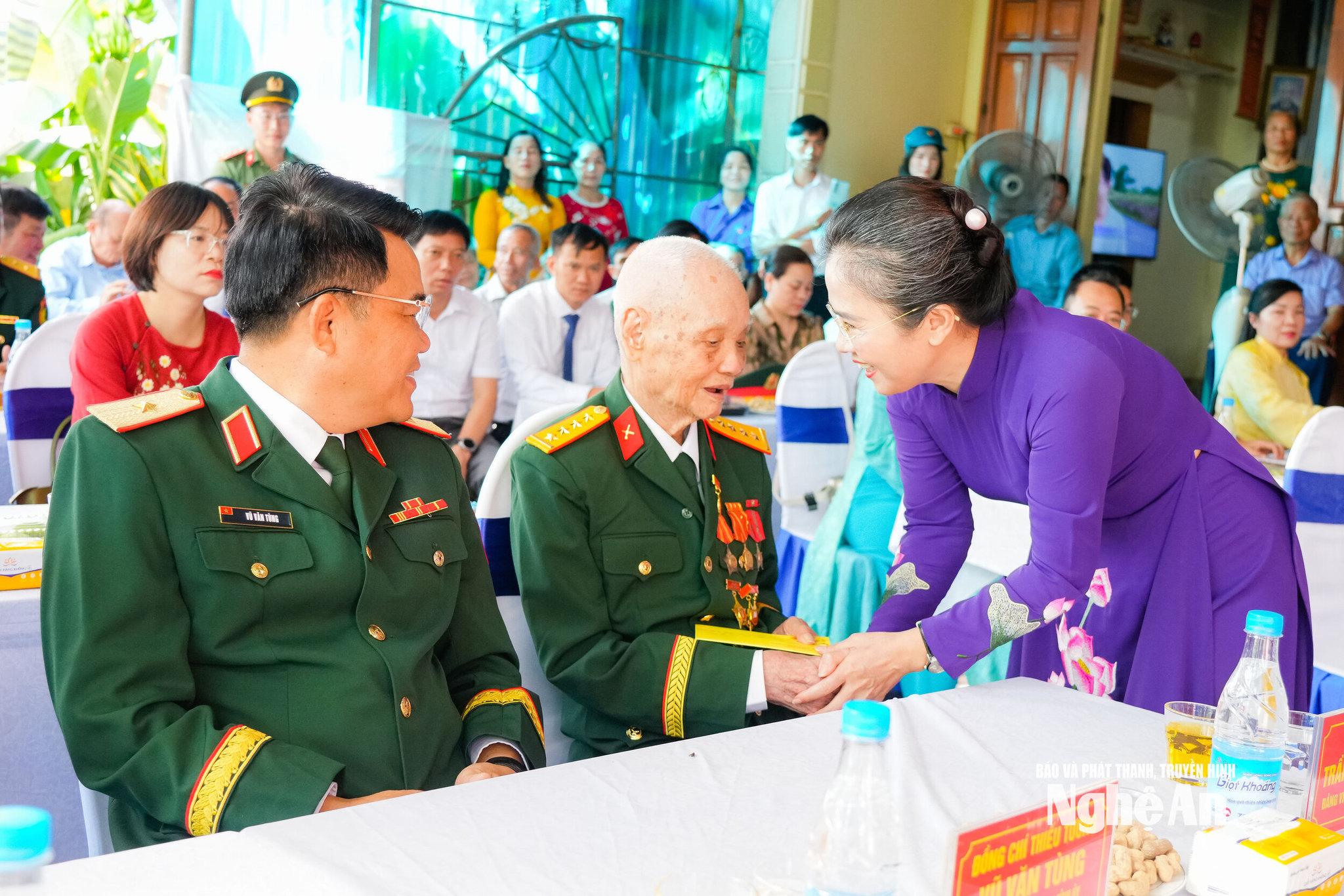 chị sinh kl