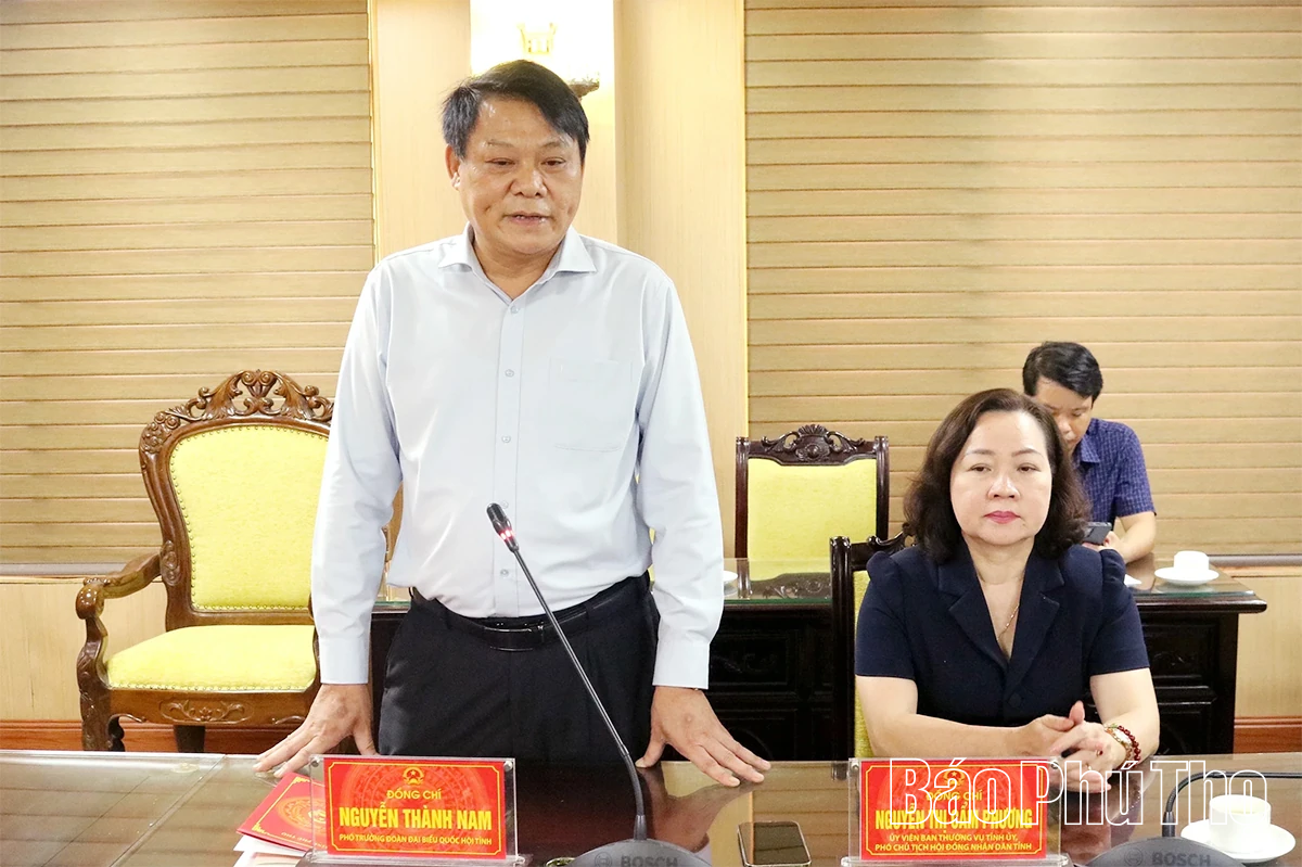 Đoàn ĐBQH tỉnh gặp mặt, chia tay cán bộ được nghỉ công tác, hưởng chế độ theo quy định